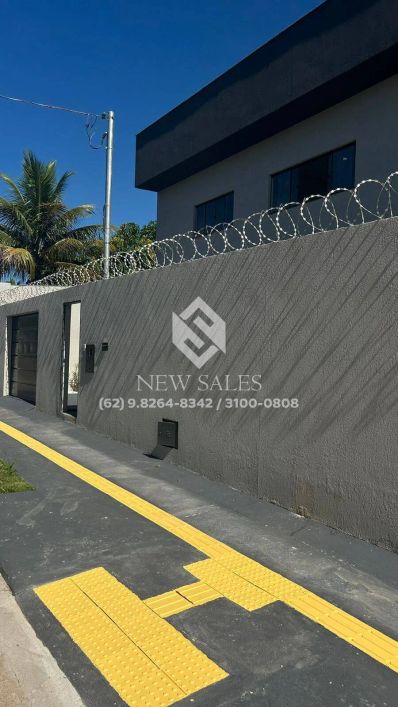 Sobrado alto padrão c/ 211m², 3 suítes, piscina - Residencial Canadá