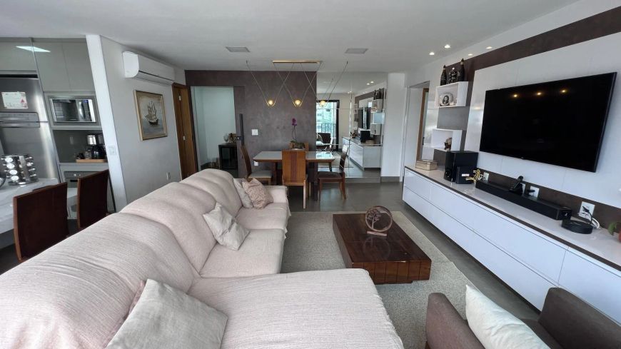 Apartamento Setor Marista 129 m² três suítes Oportunidade com armários