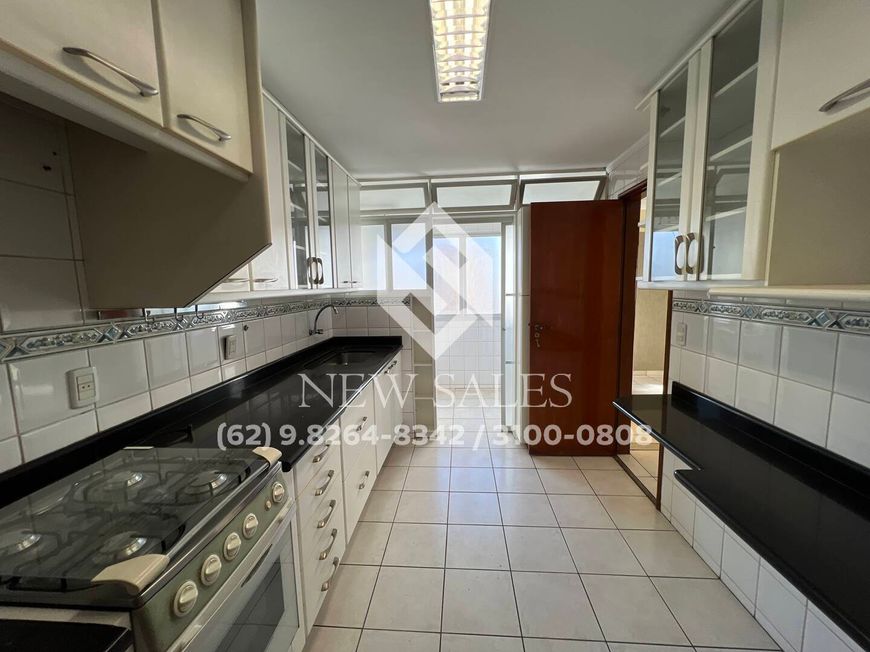 Apartamento 3 quartos 1 suíte 2 vagas escaninho - Setor Bueno
