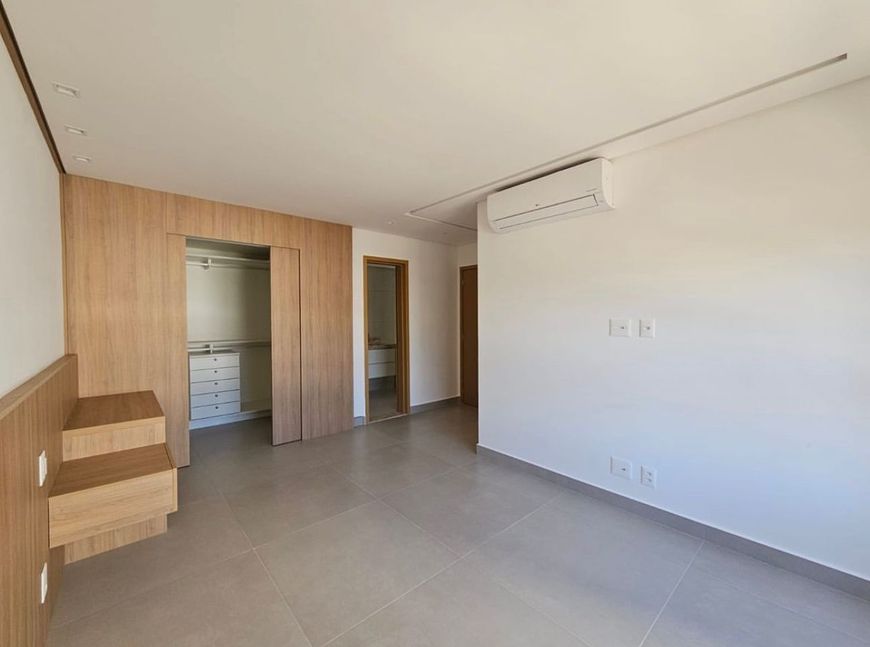 Apartamento com 3 Suítes, 140 m2, ao lado da Boodtech, Clube de Eng., com Armários, Setor Marista