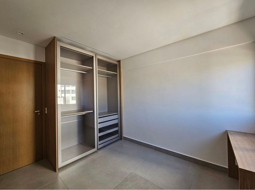 Apartamento com 3 Suítes, 140 m2, ao lado da Boodtech, Clube de Eng., com Armários, Setor Marista