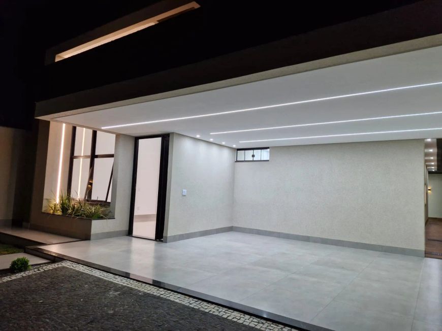 Casa Única Terreno – 03 Suítes Plenas – Alto Padrão – Lazer e muito mais – JD Fonte Nova - Goiânia