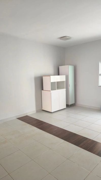 **Excelente Oportunidade no Setor Guanabara II – Casa no Condômino Parque Ipê!**