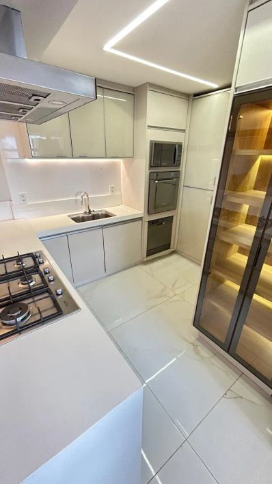 Apartamento a venda, Edifício Semper Tower - Setor Bueno / Goiânia