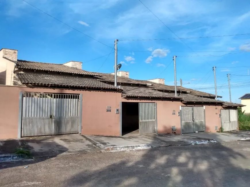 Casa para Venda com 2 Quartos em Residencial Kátia - Goiânia