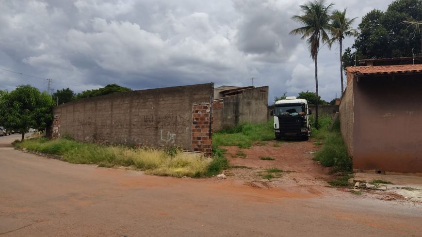 LOTE TERRENO 494 M² VENDE HUGO DE MORAES GOIANIA GO