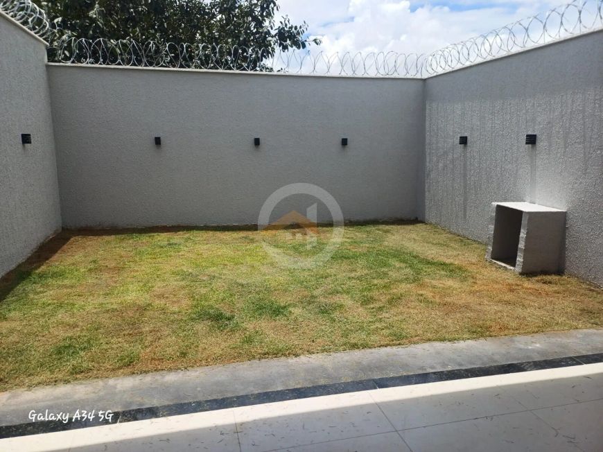 Casa 3 quartos com quintal, setor Faiçalville