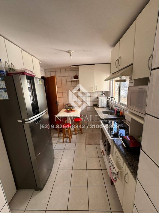 Apartamento com 3 suítes e 2 vagas - Setor Nova Suíça