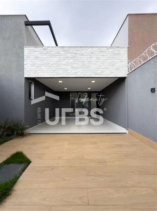 CASA COM 03 SUÍTES PLENAS NO JARDIM AMÉRICA