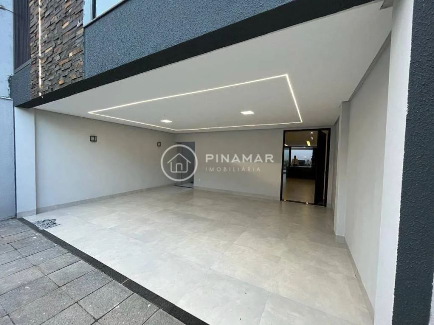 Sobrado à venda, 3 suítes com 220m² no Jardim Atlântico, Goiânia, GO