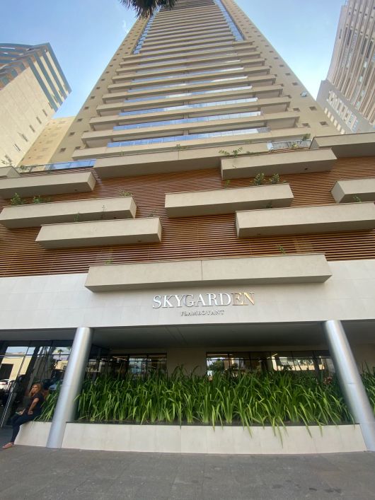 Apartamento de 180 metros | 3 suítes | 3 vagas | andar alto nascente