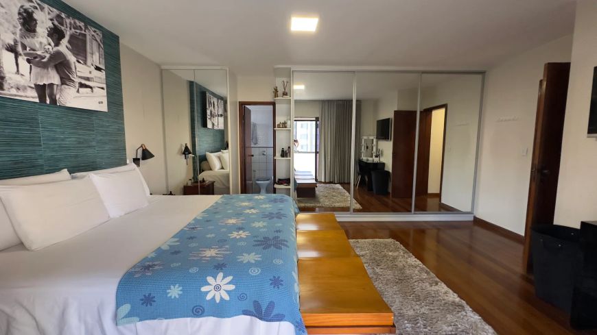 Cobertura Duplex com 240m² Próxima ao Parque Areião