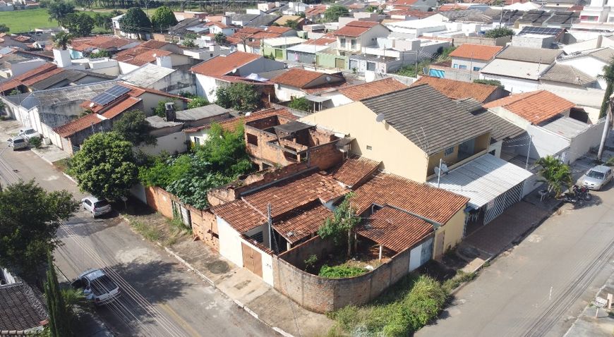 Lote no Moinho dos Ventos de esquina