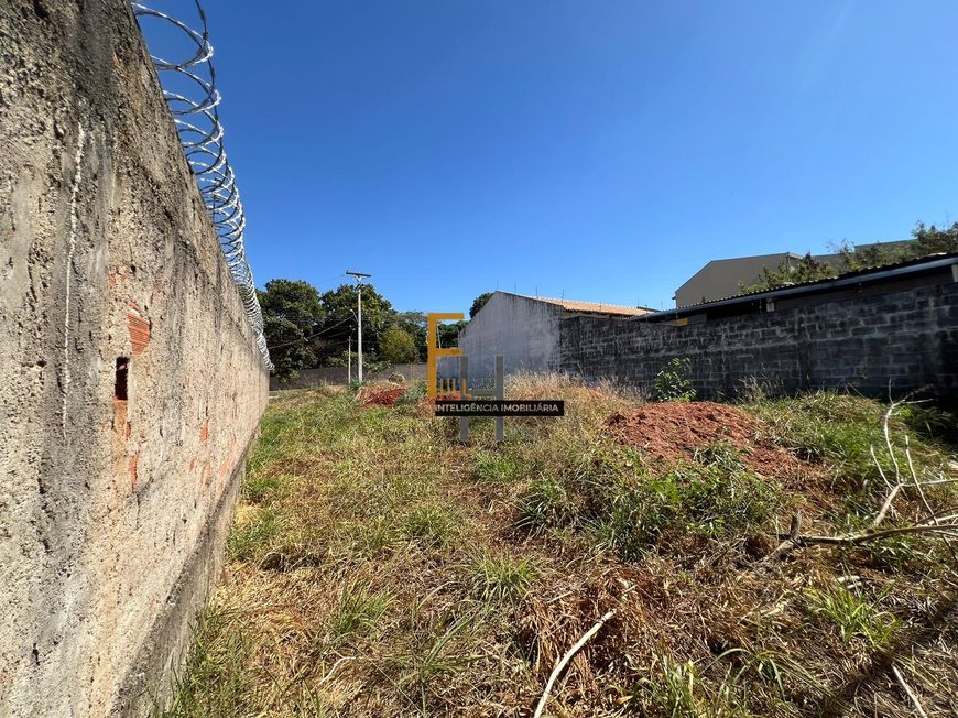 LOTE A VENDA NO VILLAGE VENEZA