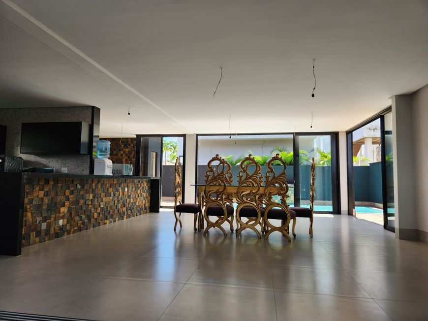 Casa de condomínio sobrado para venda 330 metros com 4 quartos Portal do Sol Green Goiania GO