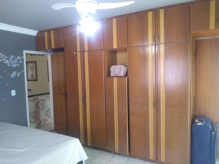 Sobrado 4 quartos Jardim das Esmeraldas - Goiânia - GO