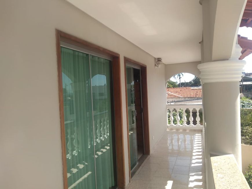 Sobrado 4 quartos Jardim das Esmeraldas - Goiânia - GO
