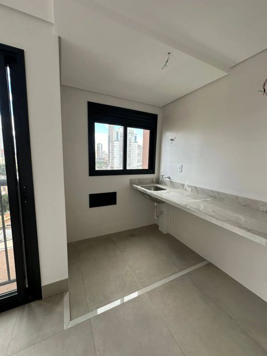 Apartamento com 3 quartos em Setor Bueno - Goiânia - GO