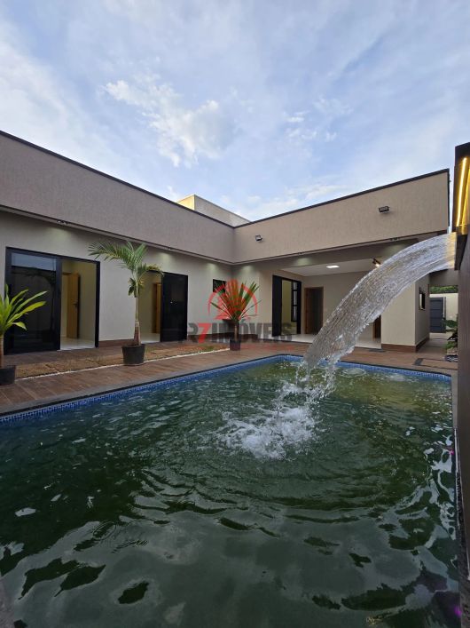 CASA ALTO PADRÃO 3 SUÍTES PISCINA - PARQUE DAS FLORES - GOIÂNIA -GO