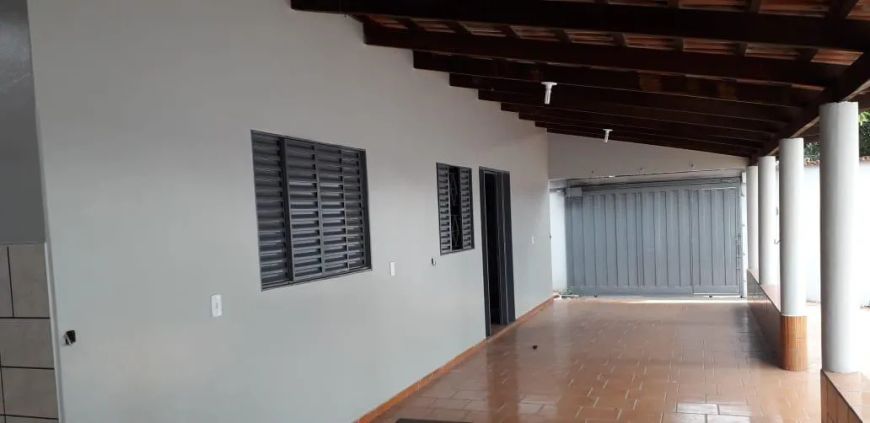 Casa Residencial Casa de Rua com 3 Quarto(s) e 2 banheiro(s) à Venda, 128.41 por R$ 450.000 no setor