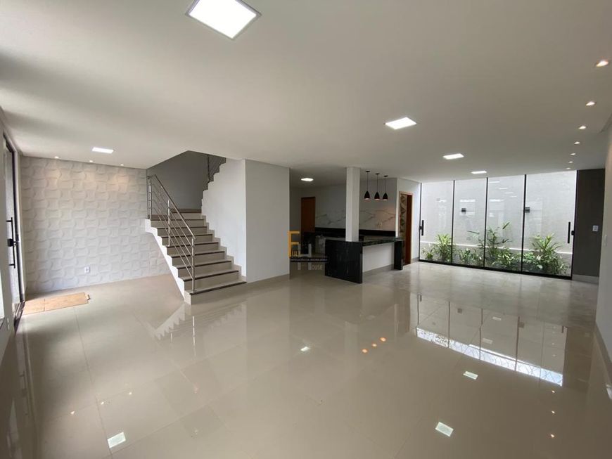 SOBRADO NO TRES MARIAS I 160M²I 3 SUITES PLENAS I CLOSET I AREA GOURMET I 2 VAGAS I PISCINA I AREA G