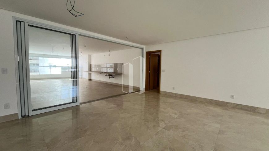Apartamento Luxuoso com 4 Suítes no Setor Marista - Vista Panorâmica e Conforto Imbatível!