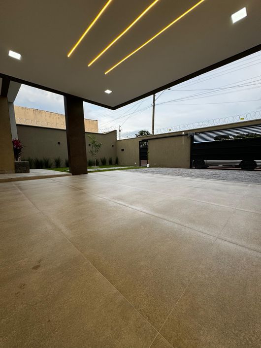 Térrea para venda possui 154 metros quadrados com 3 quartos