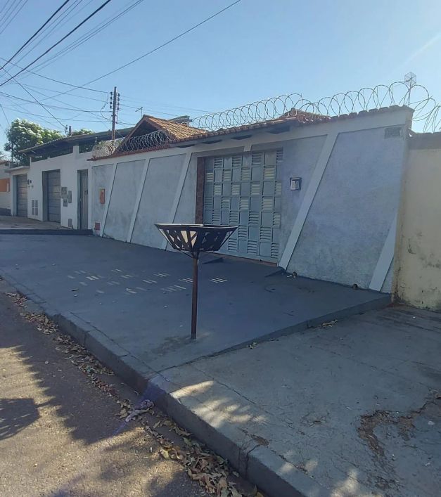 Térrea á venda com 3 quartos no Setor Vila Morais - Goiânia - GO