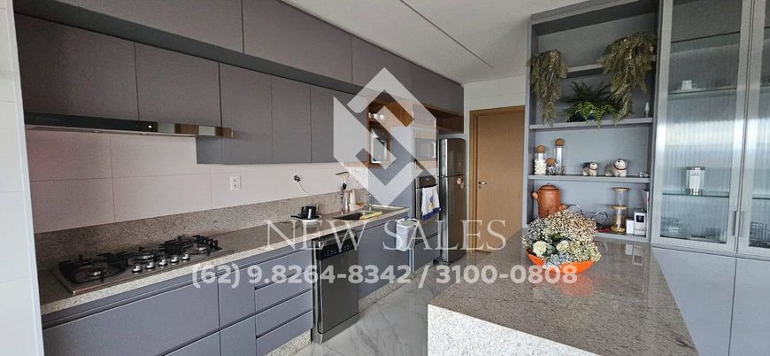 APARTAMENTO 3 SUITES COM ELEVADOR PRIVATIVO