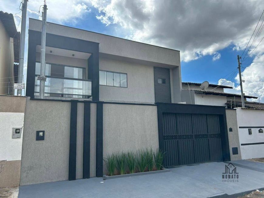Sobrado com 3 dormitórios à venda, 212 m² por R$ 880.000 - Residencial Katia - Goiânia/GO