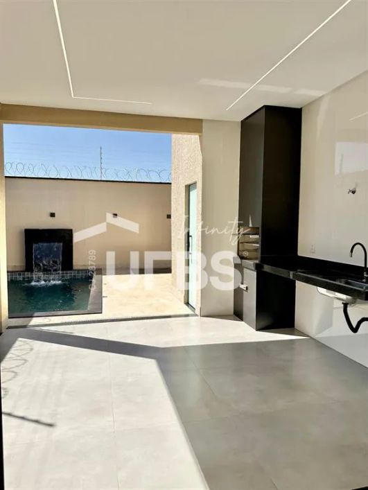 Casa Alto Padrão - Moinho dos Ventos - 3 Suítes