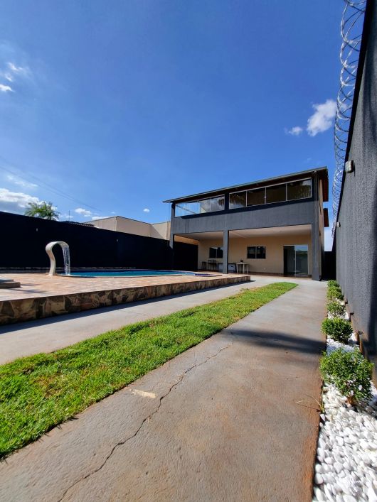 Sobrado em Residencial Pilar dos Sonhos, Goiânia - GO