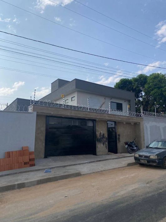 Sobrado ao lado do Jardins Madri à venda, Setor Orientville, Goiânia, GO