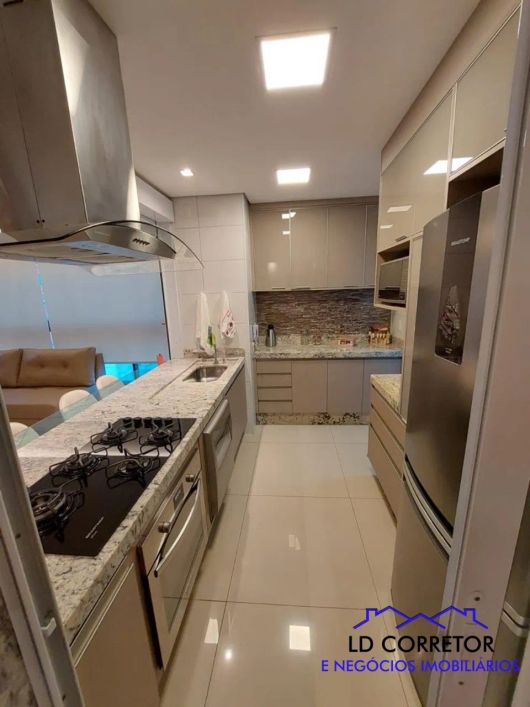 Apartamento à venda no Setor Marista, Goiânia-GO 3 quartos, 3 suítes, 3 salas, 4 banheiros, 2 vagas,