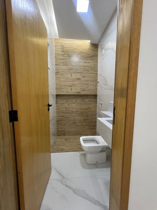 CASA ALTO PADRAO NO SETOR GOIANIA 2