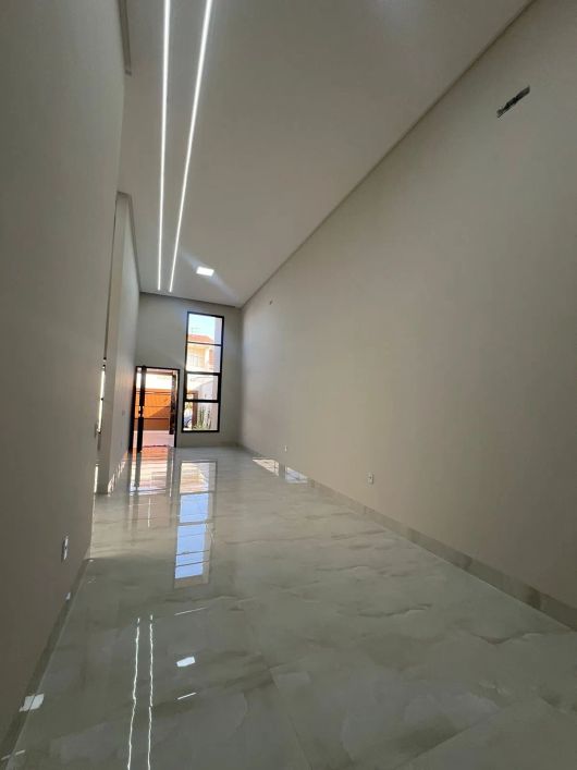 CASA ALTO PADRAO NO SETOR GOIANIA 2
