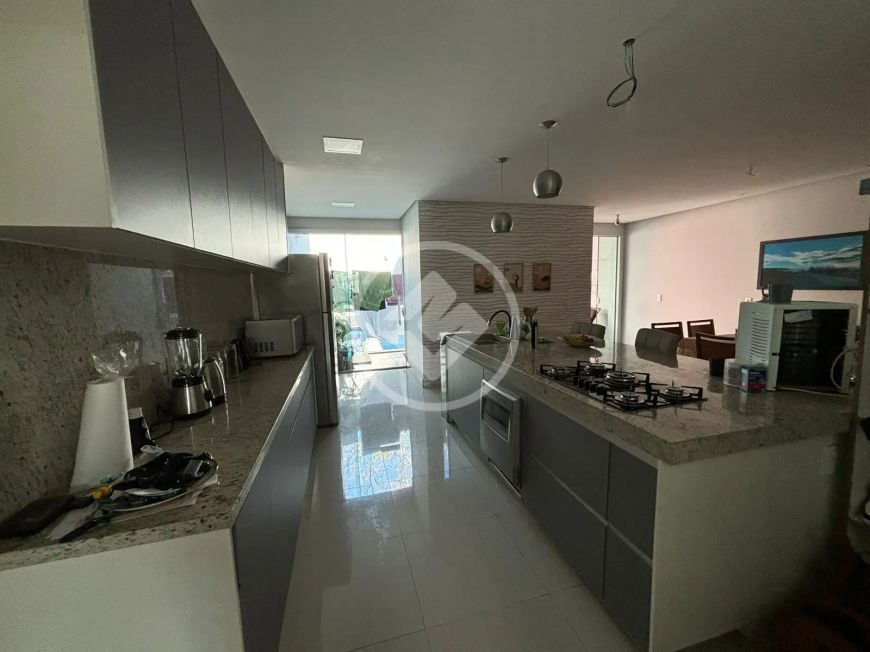 Sobrado no Jardim Atlântico em Goiânia codigo: 93521