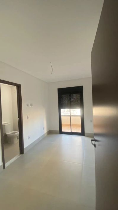 Apartamento de Alto Padrão no Setor Bueno - 186 m², Varanda com Ofurô, Setor Bueno - Goiânia