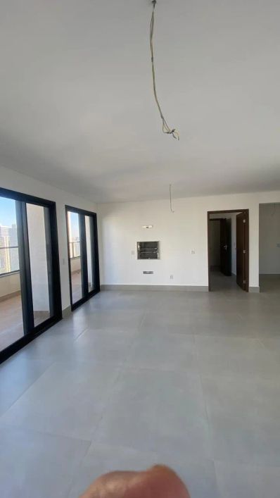 Apartamento de Alto Padrão no Setor Bueno - 186 m², Varanda com Ofurô, Setor Bueno - Goiânia
