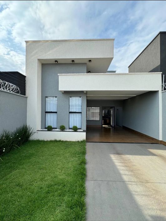 Imóvel para venda tem 127 metros quadrados com 3 quartos em Recreio Panorama - Goiânia - GO