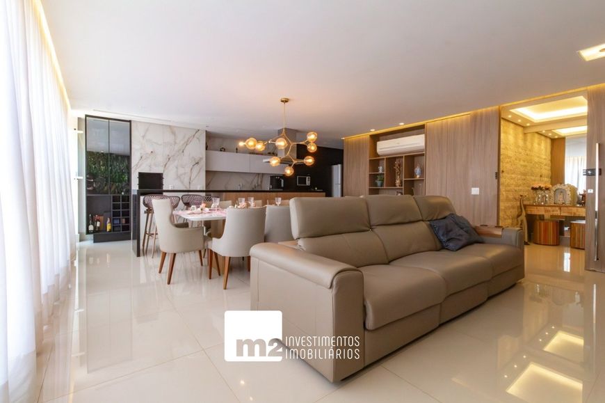 Apartamento no Setor Bueno com 4 quartos