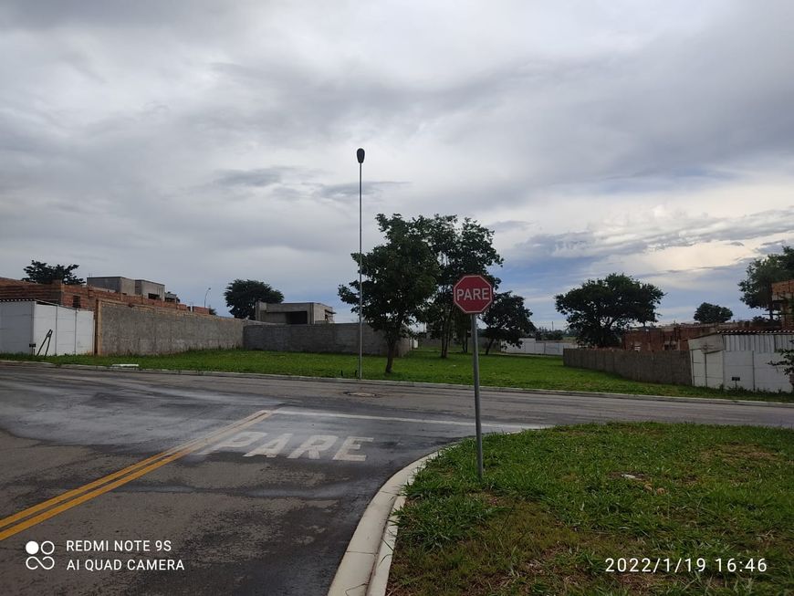 Condomínio Portal do Sol Garden Lote à Venda, 420 por R$ 620.000 no setor Residencial Goiânia Golfe