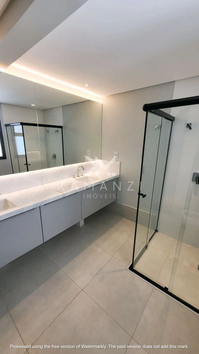 Apartamento com Armarios e Ar condicionado NUNCA HABITADO!! 171m², 3 Suites + Churrasqueira a Carvão