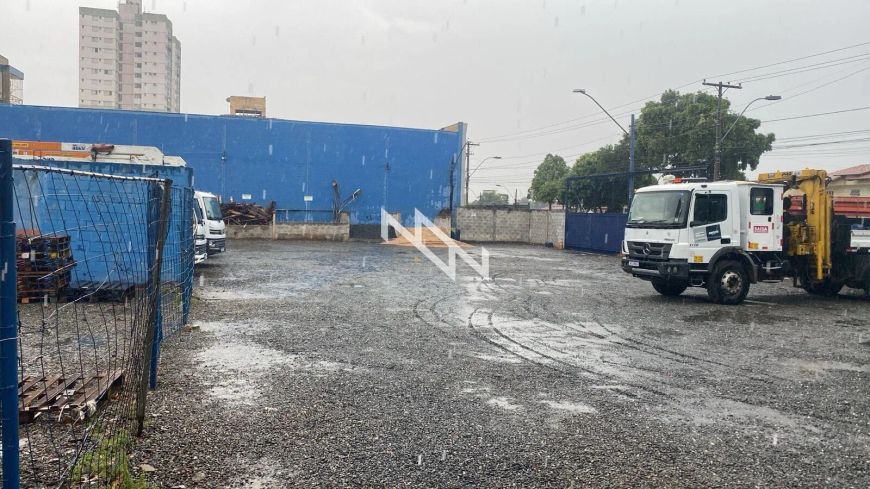 Locação de Complexo Comercial e Industrial com 2800m² - Setor Cidade Jardim