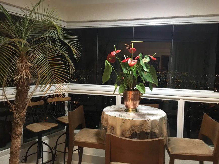 Apartamento 3 quartos sendo 1 suíte, andar alto, vista livre. Apartamento com 3 Quarto(s) e 3 banhei