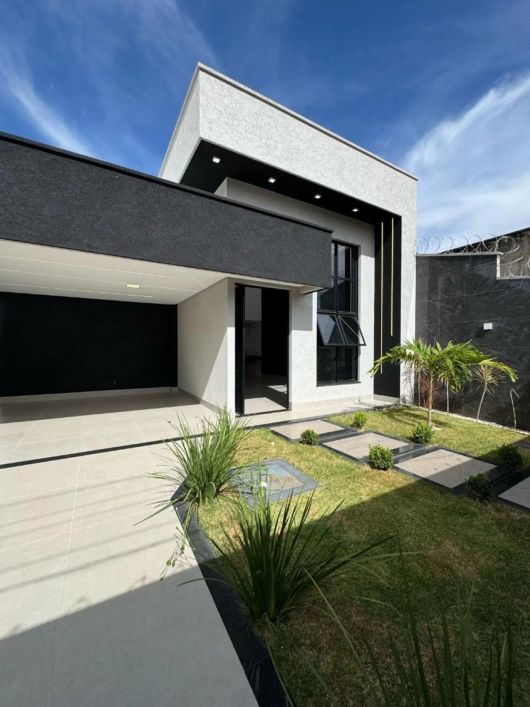 Casa - Residencial Center Ville