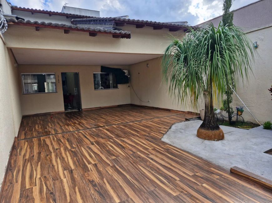 Térrea para Venda Com 123 metros quadrados com 3 quartos em Goiânia 2 - Goiânia - GO