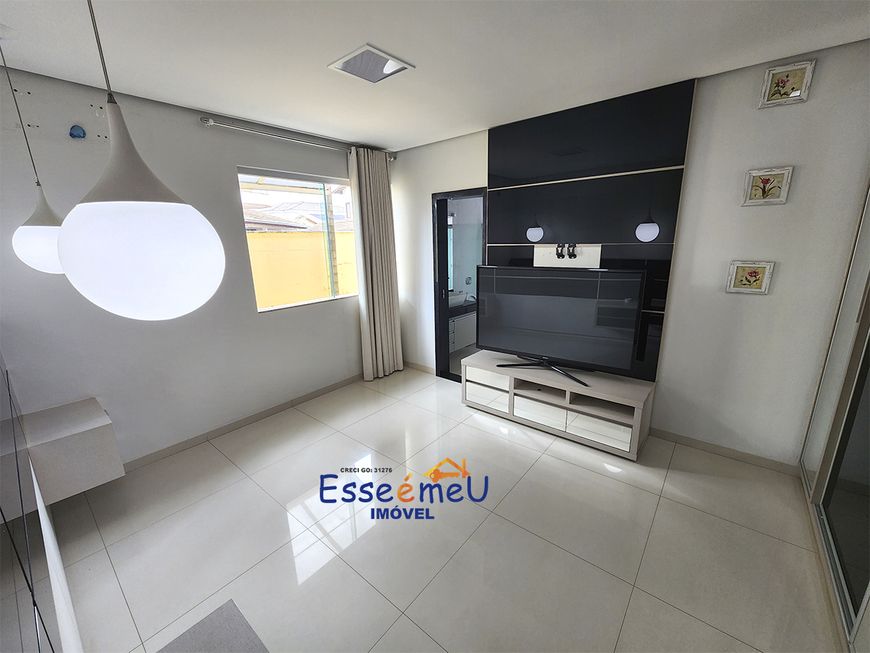 Casa de condomínio térrea para venda tem 180 metros quadrados com 3 quartos