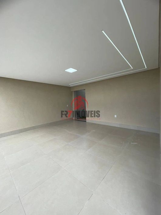EXCELENTE CASA NO RESIDENCIAL BARRAVENTO – GOIÂNIA/GO