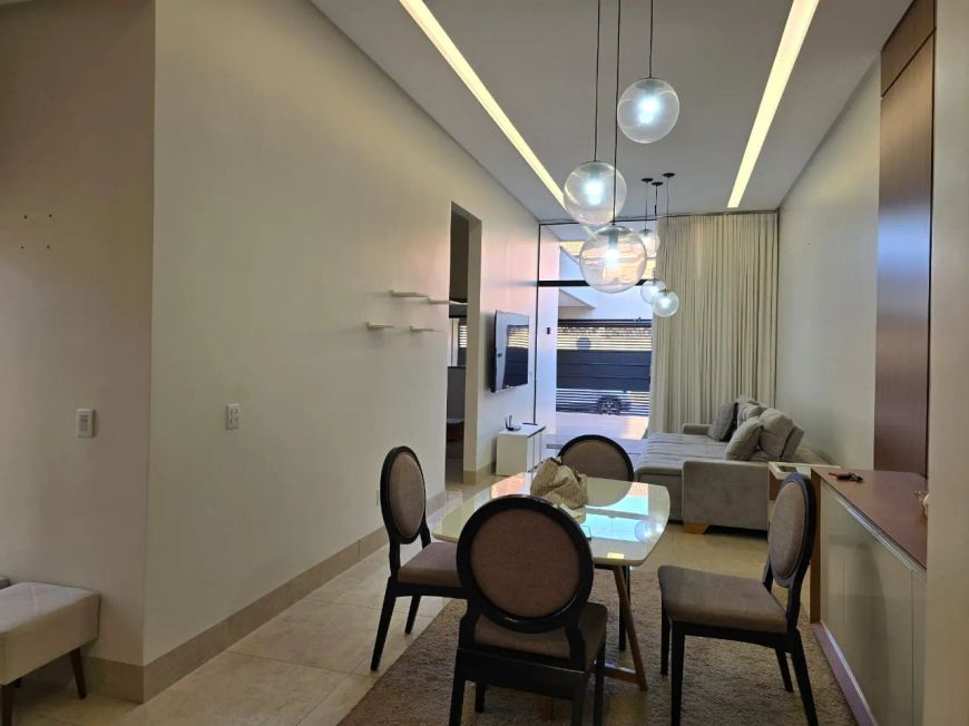 Casa com 3 dormitórios à venda, 176 m² por R$ 1.040.000,00 - Santa Genoveva - Goiânia/GO